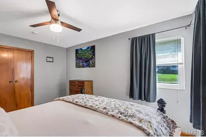 4527 Seibert Avenue, Saint Louis, MO 63123 - Photo 13