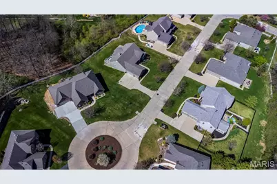 9810 Grandview Lake Court, Sunset Hills, MO 63127 - Photo 47