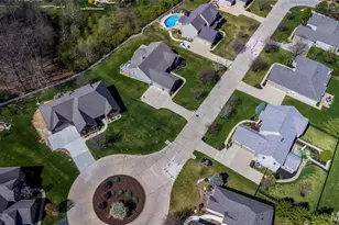 9810 Grandview Lake Ct, Sunset Hills, MO 63127 - Photo 47