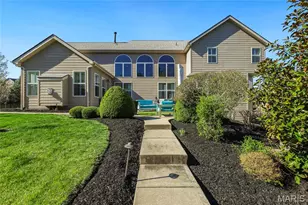 9810 Grandview Lake Ct, Sunset Hills, MO 63127 - Photo 39