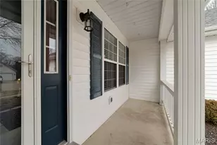 513 Crown Passage Dr, Saint Charles, MO 63303 - Photo 5