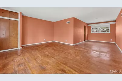 9200 Papoose Drive, Saint Louis, MO 63123 - Photo 3