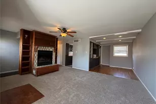10339 Ross Cir, Saint Louis, MO 63137 - Photo 3