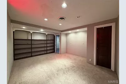 10339 Ross Circle, Saint Louis, MO 63137 - Photo 19