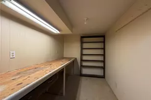 10339 Ross Cir, Saint Louis, MO 63137 - Photo 21