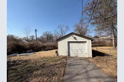 10339 Ross Circle, Saint Louis, MO 63137 - Photo 25