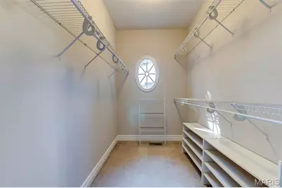 8822 Lynn Lane, Saint Louis, MO 63127 - Photo 37