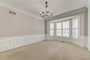 8822 Lynn Ln, Saint Louis, MO 63127 - Photo 3