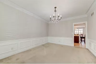 8822 Lynn Lane, Saint Louis, MO 63127 - Photo 5