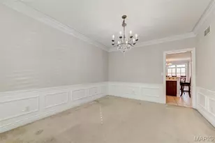 8822 Lynn Ln, Saint Louis, MO 63127 - Photo 5