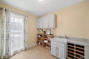 12856 Pointe Dr, Sunset Hills, MO 63127 - Photo 15