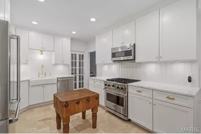 49 Waverton Drive, Ladue, MO 63124 - Photo 7