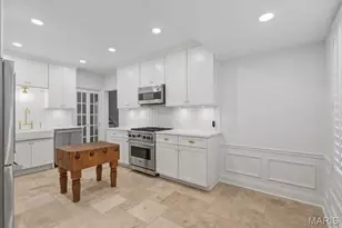 49 Waverton Dr, Ladue, MO 63124 - Photo 11