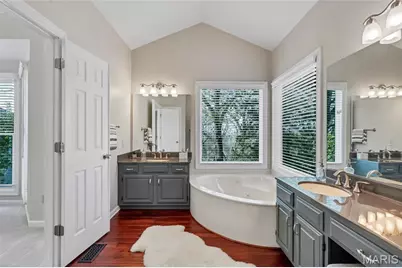 1201 Turnberry Ridge Court, Chesterfield, MO 63005 - Photo 37