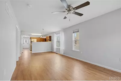 9933 Linn Avenue, Saint Louis, MO 63125 - Photo 7