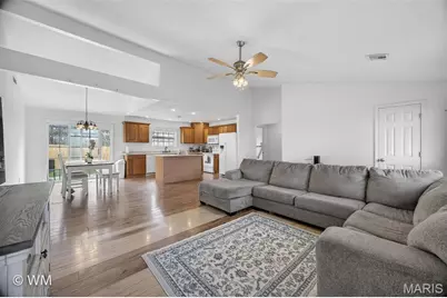 1134 Applelane, Lebanon, MO 65536 - Photo 3