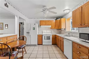 1244 Hobson Dr, Saint Louis, MO 63135 - Photo 21