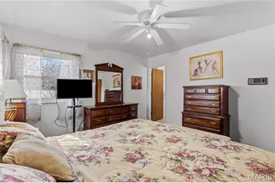 1244 Hobson Drive, Saint Louis, MO 63135 - Photo 31