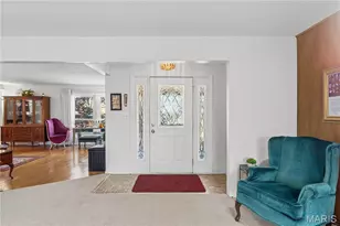 1244 Hobson Dr, Saint Louis, MO 63135 - Photo 7