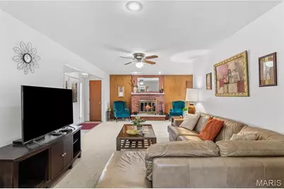 1244 Hobson Drive, Saint Louis, MO 63135 - Photo 13