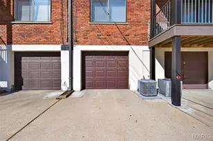 7908 Camelot Ln, Saint Louis, MO 63123 - Photo 29