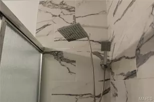 7450 Sieloff Dr, Hazelwood, MO 63042 - Photo 17