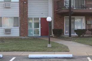 7450 Sieloff Dr, Hazelwood, MO 63042 - Photo 1