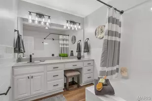 700 Dewayne Dr, Florissant, MO 63031 - Photo 13