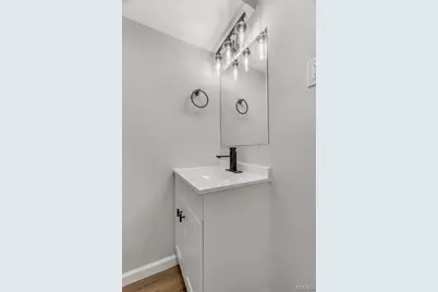 700 Dewayne Drive, Florissant, MO 63031 - Photo 27