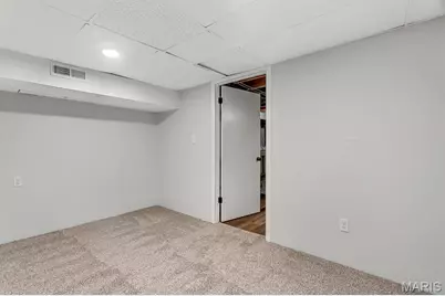 700 Dewayne Drive, Florissant, MO 63031 - Photo 25