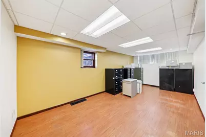 1423 S Big Bend Boulevard, Richmond Heights, MO 63117 - Photo 9