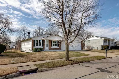 506 Fox Plains Drive, Florissant, MO 63034 - Photo 3