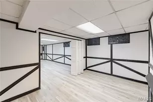 506 Fox Plains Dr, Florissant, MO 63034 - Photo 31