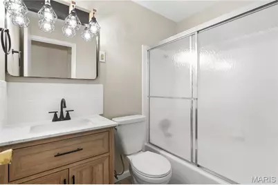 11790 New Halls Ferry Road, Florissant, MO 63033 - Photo 17