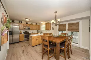 1865 Highgrove Dr, O'Fallon, MO 63366 - Photo 9