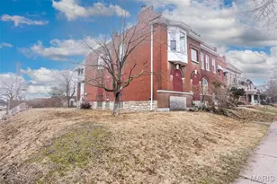 5427 S Broadway, Saint Louis, MO 63111 - Photo 5