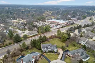 2221 Stonegate Manor Ct, Chesterfield, MO 63017 - Photo 45