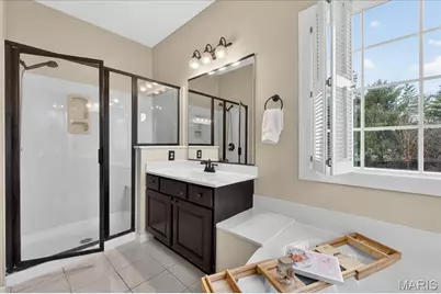 2221 Stonegate Manor Court, Chesterfield, MO 63017 - Photo 35