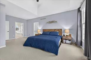 2221 Stonegate Manor Ct, Chesterfield, MO 63017 - Photo 33