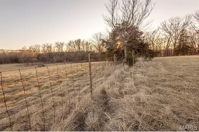 48883 Huntington Lane, New London, MO 63459 - Photo 3