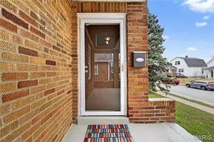 5927 W Park Ave, Saint Louis, MO 63110 - Photo 7