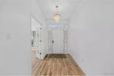 931 Wellesley Place Drive, Chesterfield, MO 63017 - Photo 7