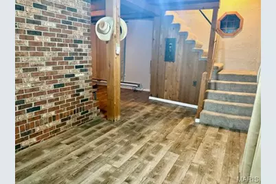 203 S Madison Street, Perry, MO 63462 - Photo 21