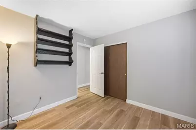 3060 Autumn Shores Drive, Maryland Heights, MO 63043 - Photo 17