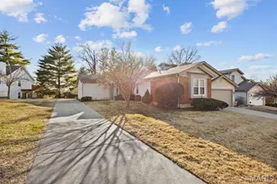 3060 Autumn Shores Dr, Maryland Heights, MO 63043 - Photo 1