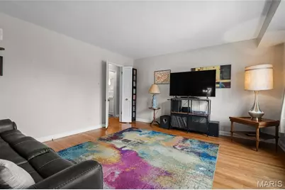 55 W Drake Avenue, Webster Groves, MO 63119 - Photo 5