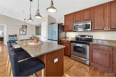 1928 Bridgecrest Crossing, Saint Charles, MO 63303 - Photo 9