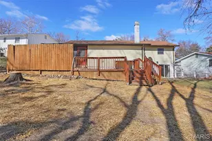 1126 Yorktown Dr, Saint Charles, MO 63303 - Photo 29