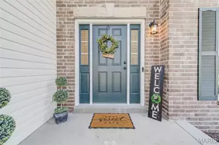 902 Palisades Cir, Saint Charles, MO 63301 - Photo 3