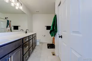 902 Palisades Cir, Saint Charles, MO 63301 - Photo 35